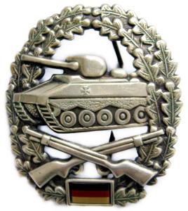 BW Beret Metal Badge "Motorised infantry". Germany Federal Defence Force